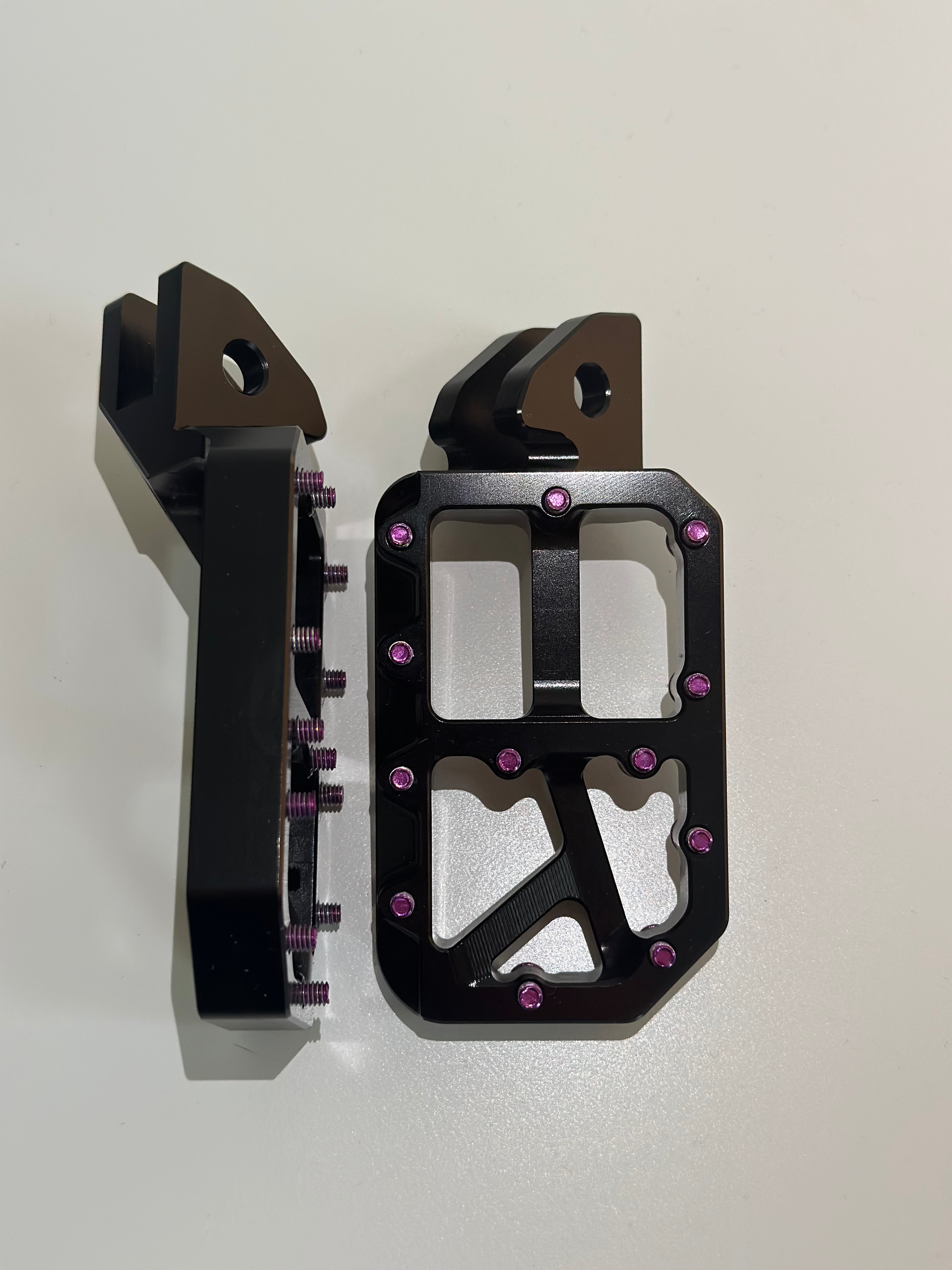 Mxp foot pegs-6