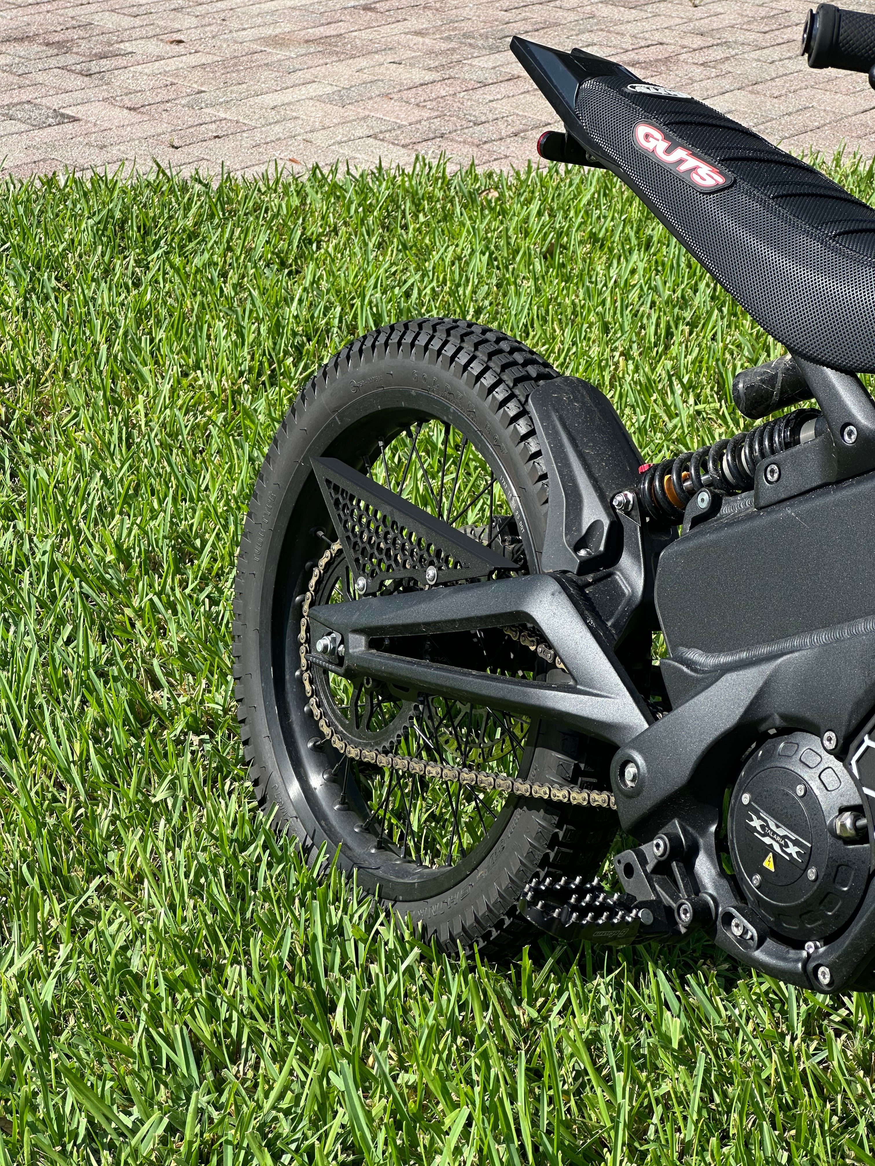 “STINGER” CHAIN GUARD-5