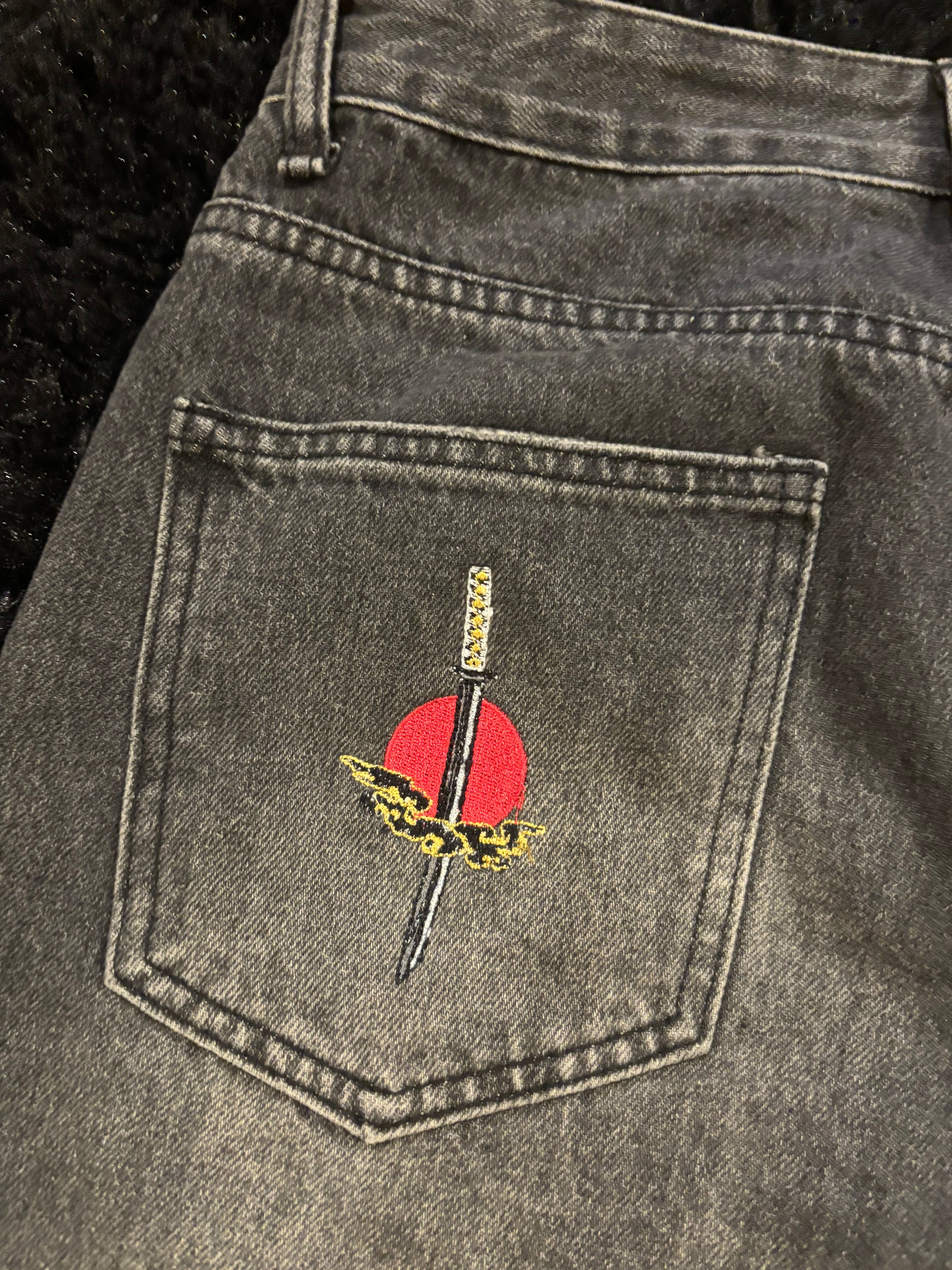 Sakura blade baggy denim-5