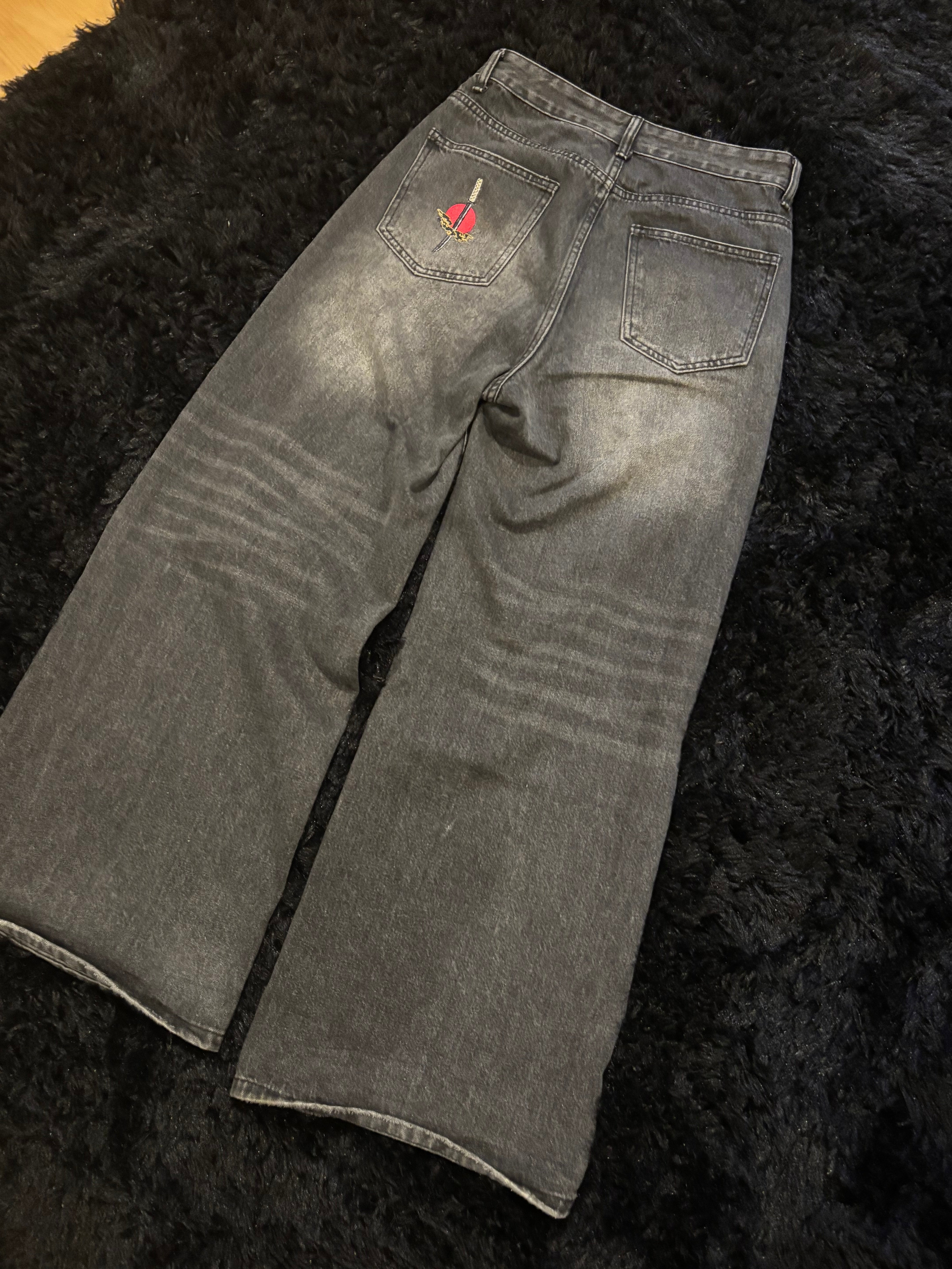 Sakura blade baggy denim-4