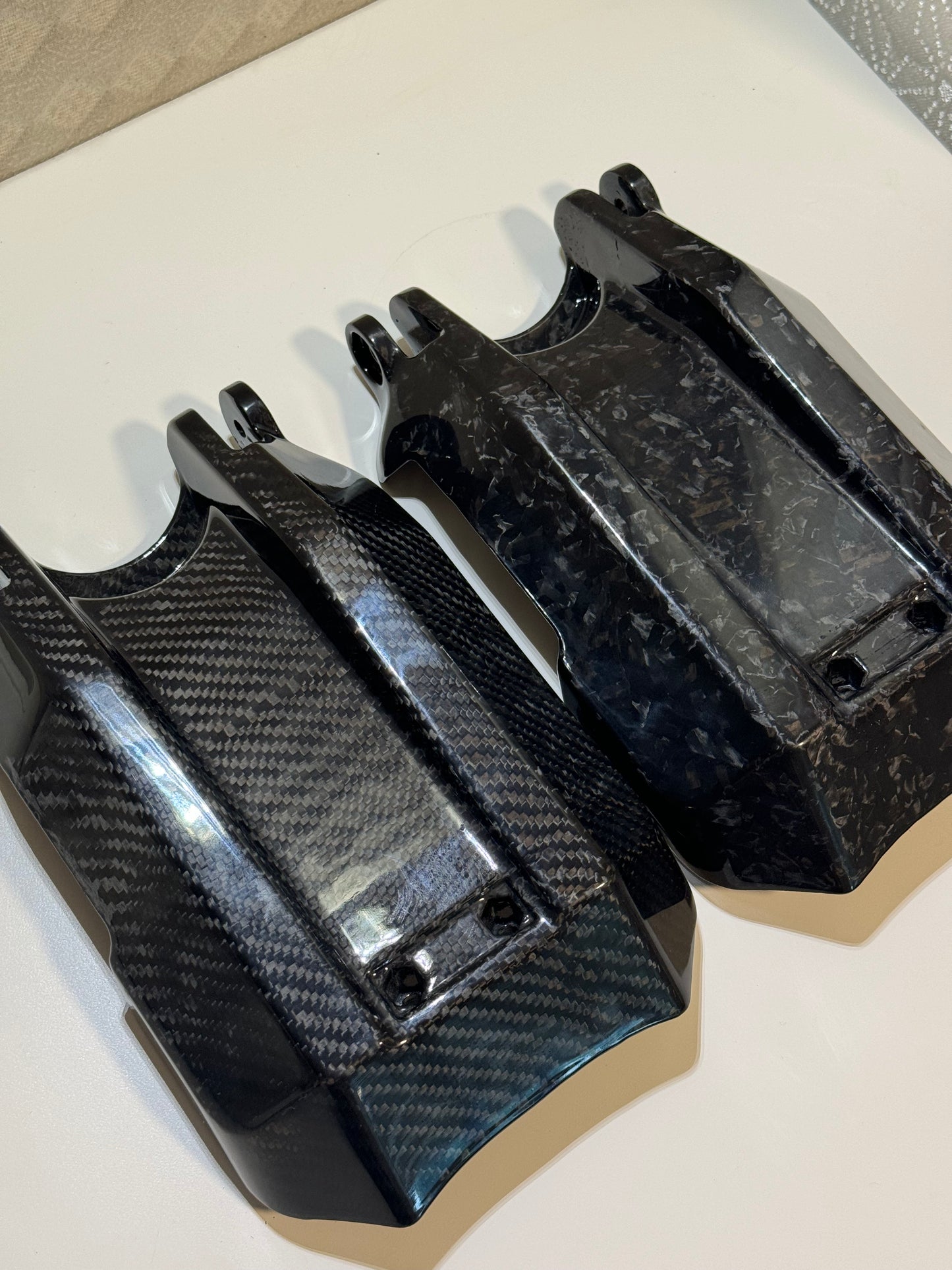 Eride carbon fiber battery lid