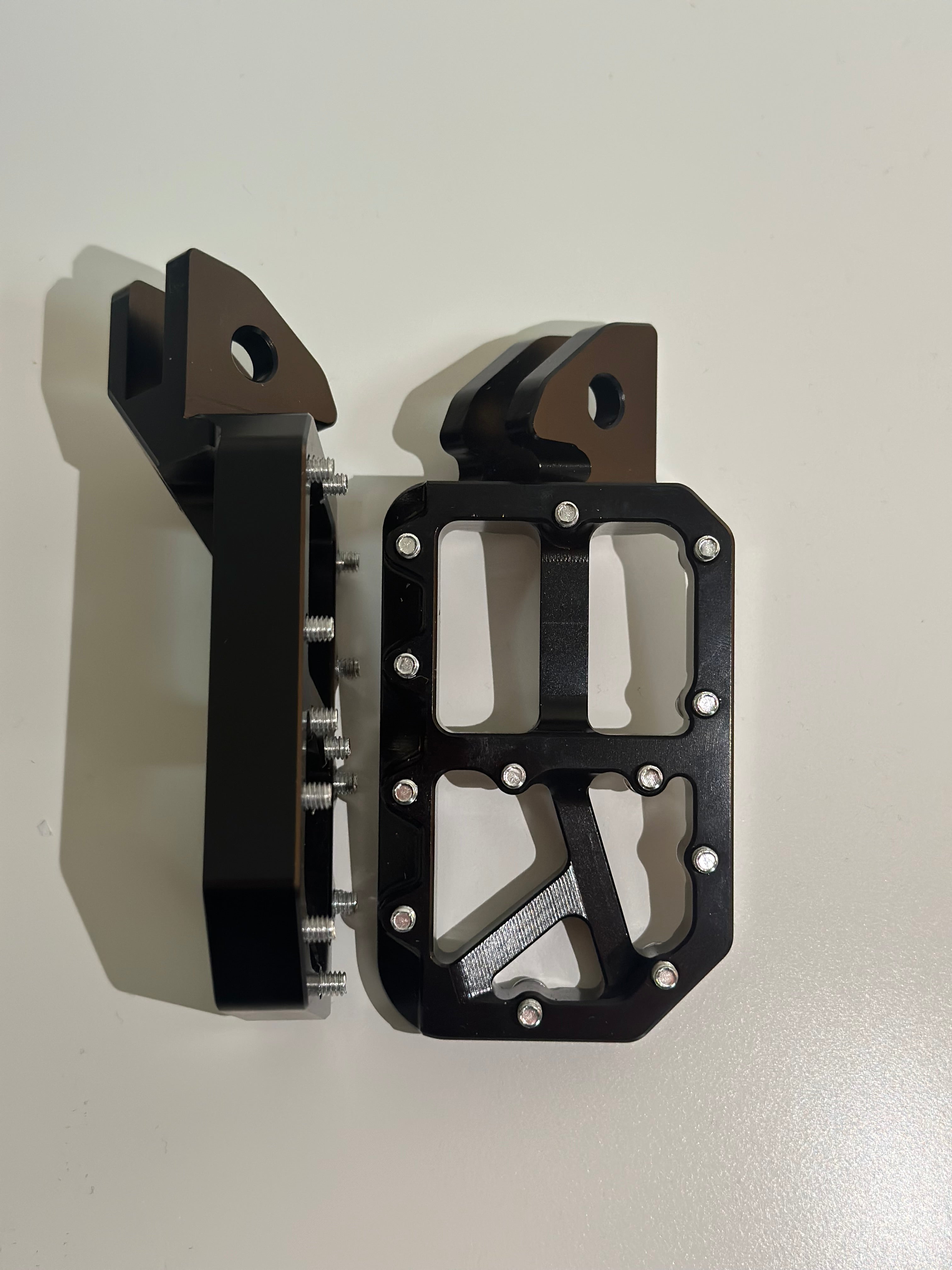 Mxp foot pegs-4