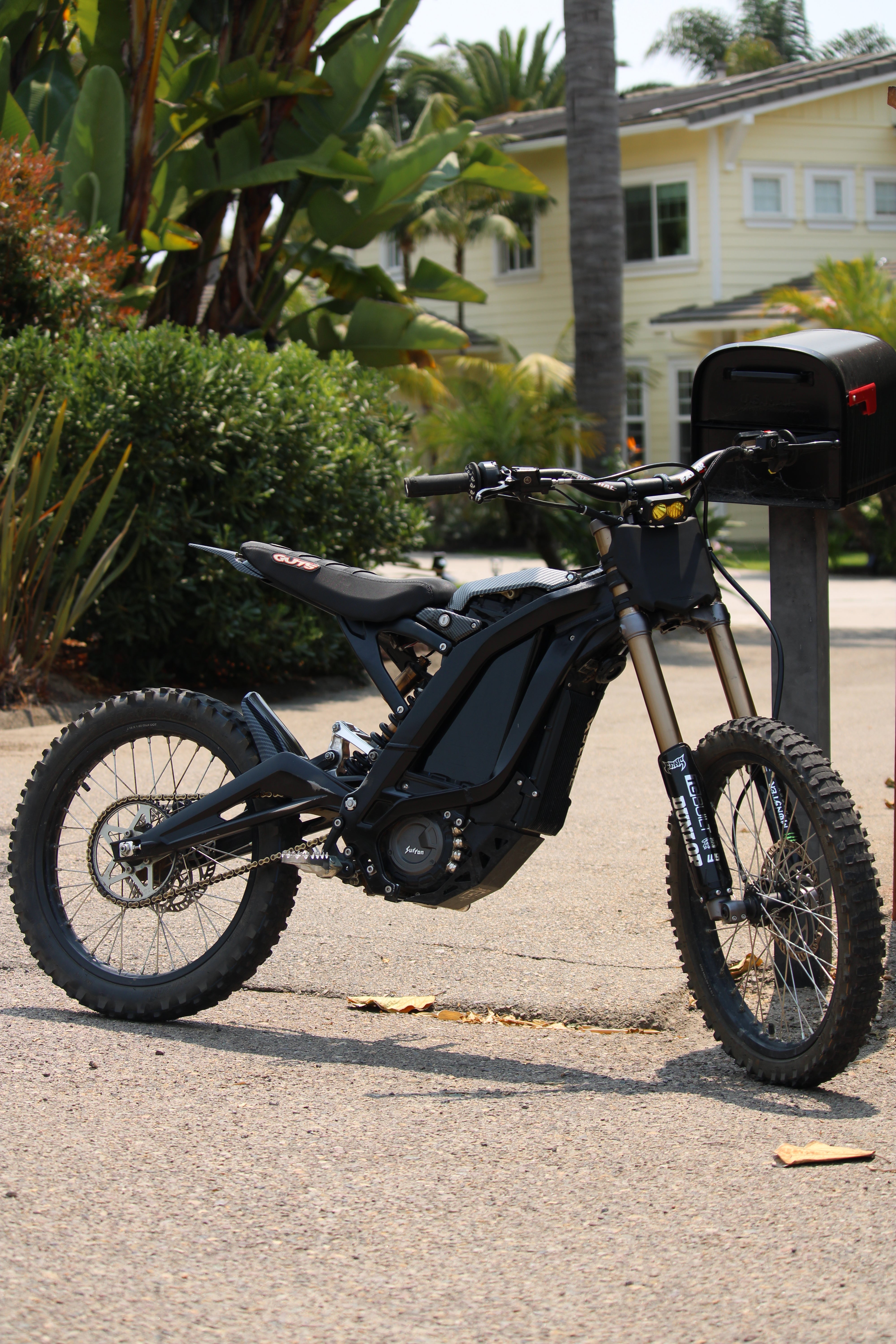 E-Bike "invisible" Vantablack Battery Wrap-2