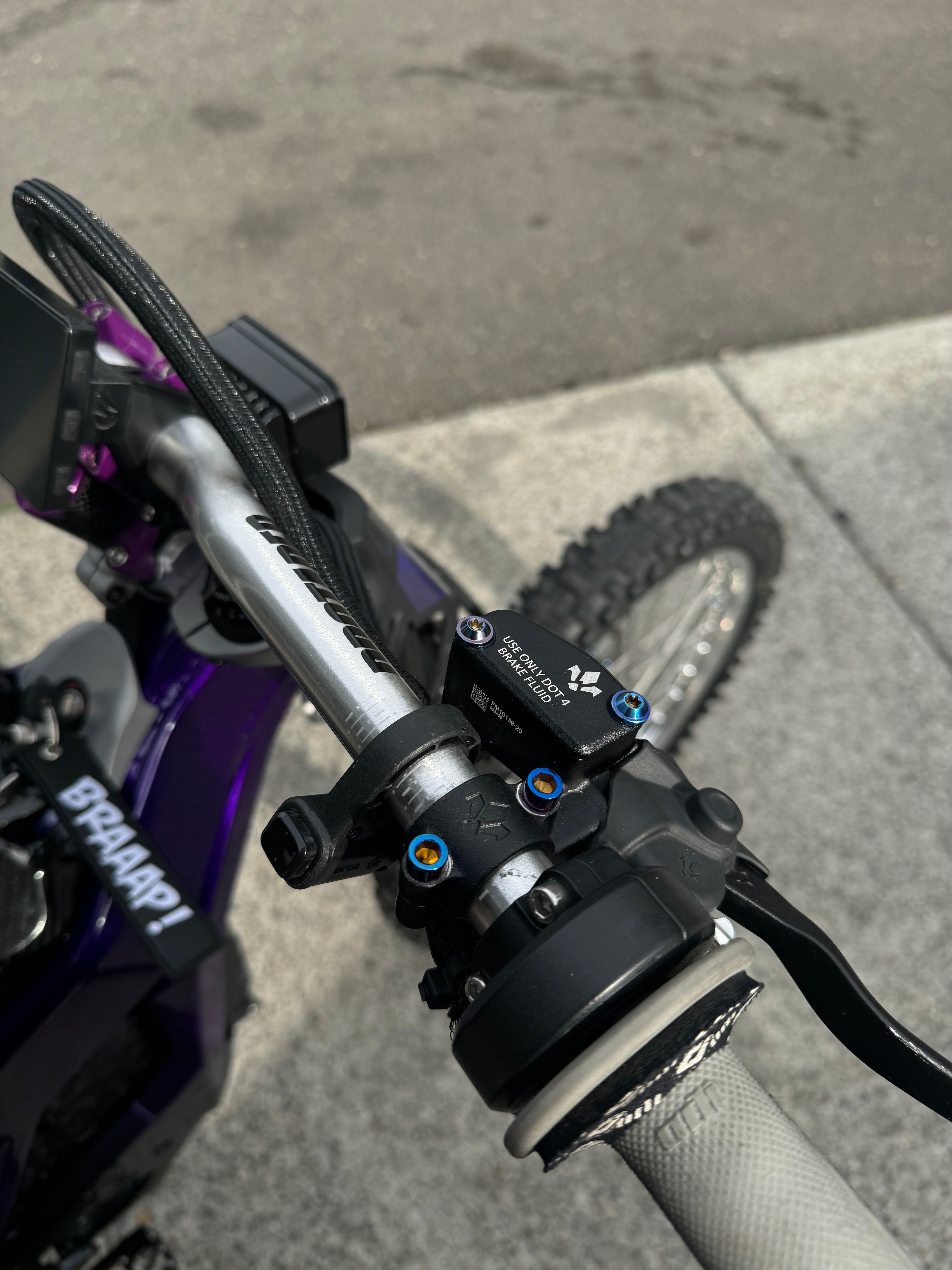 Formula titanium brake mount bolts-1