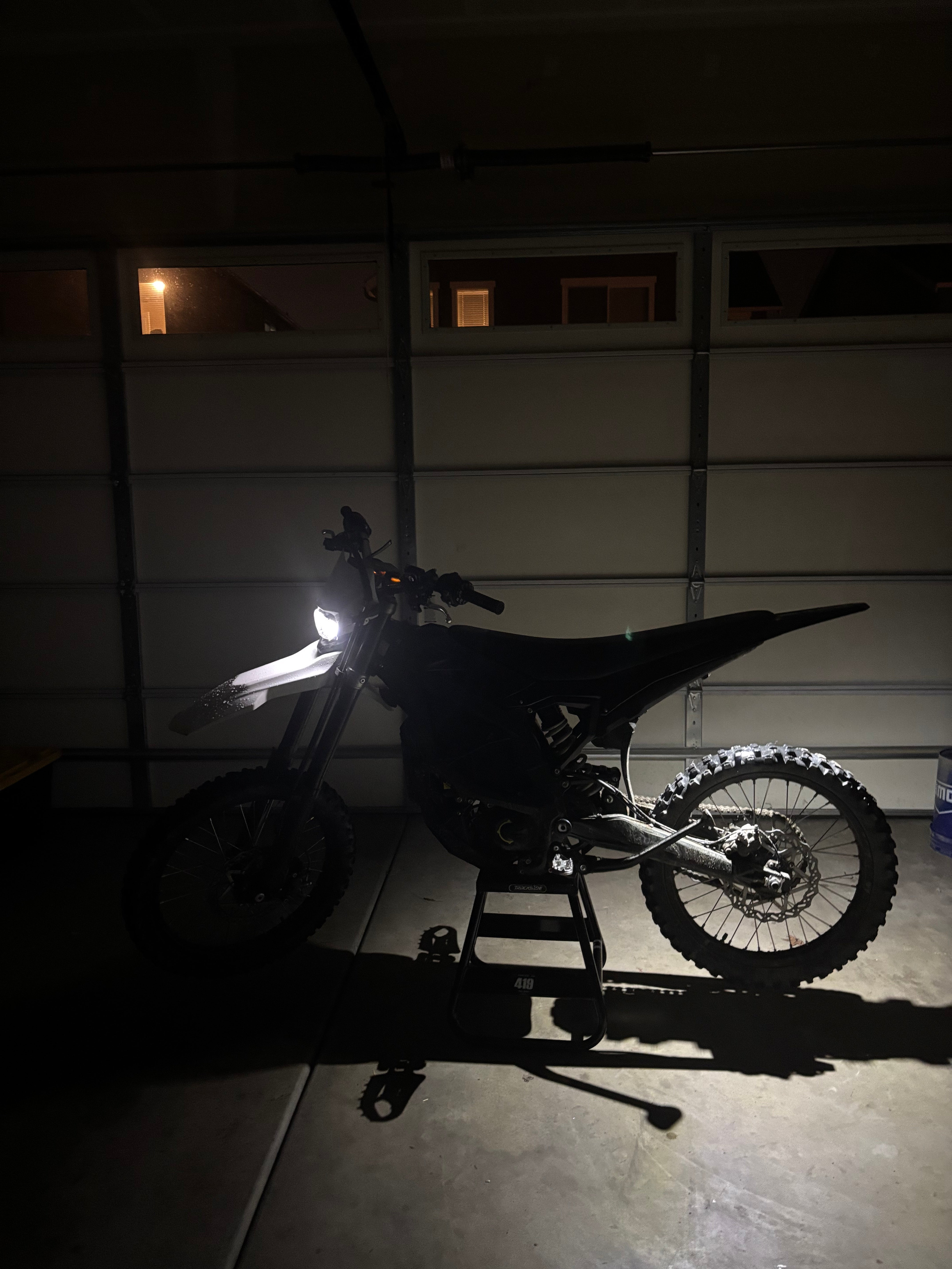 Surron’s and Eride Rock Light-2