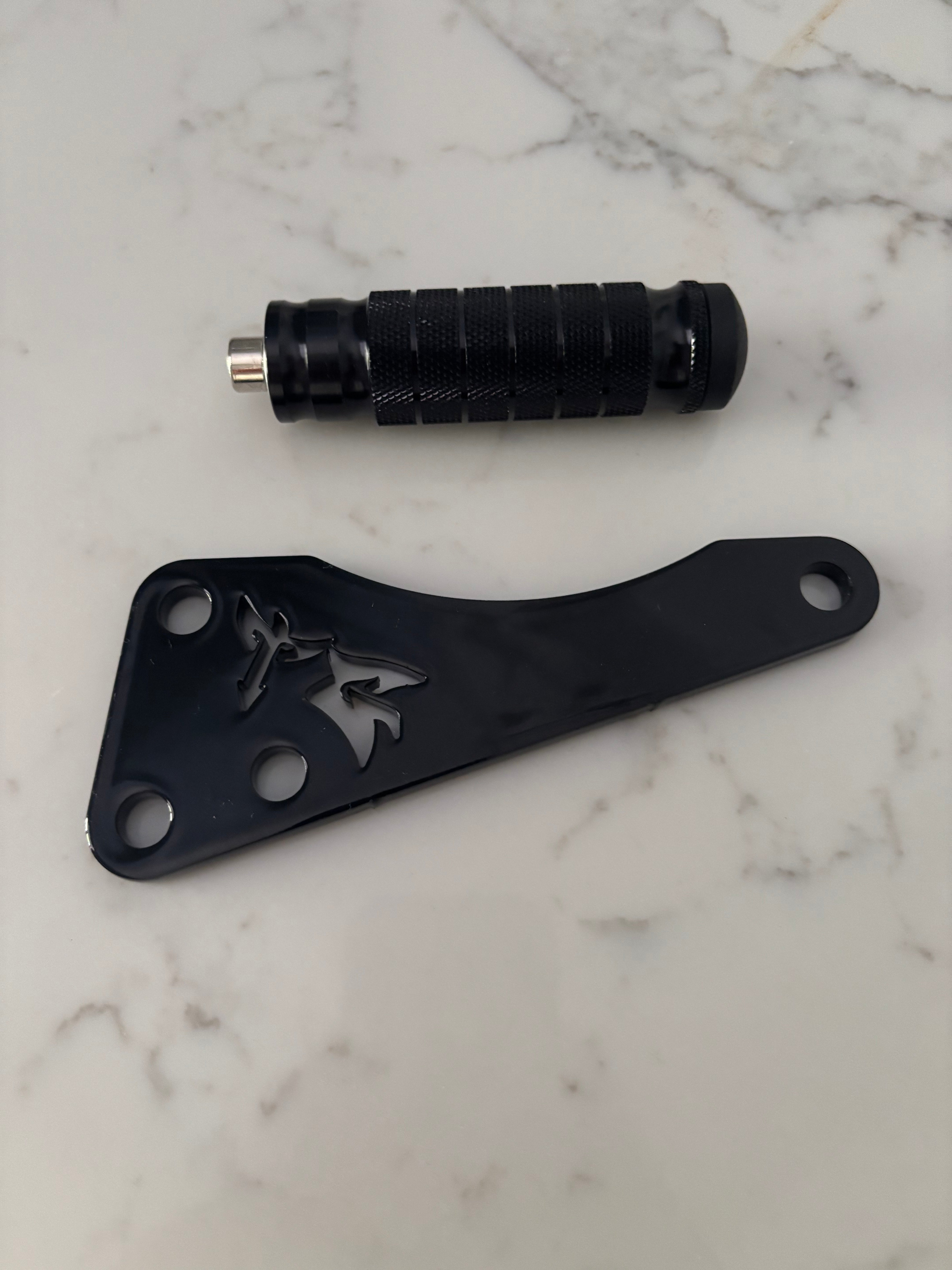 Talaria X3 footlock and bracket-2