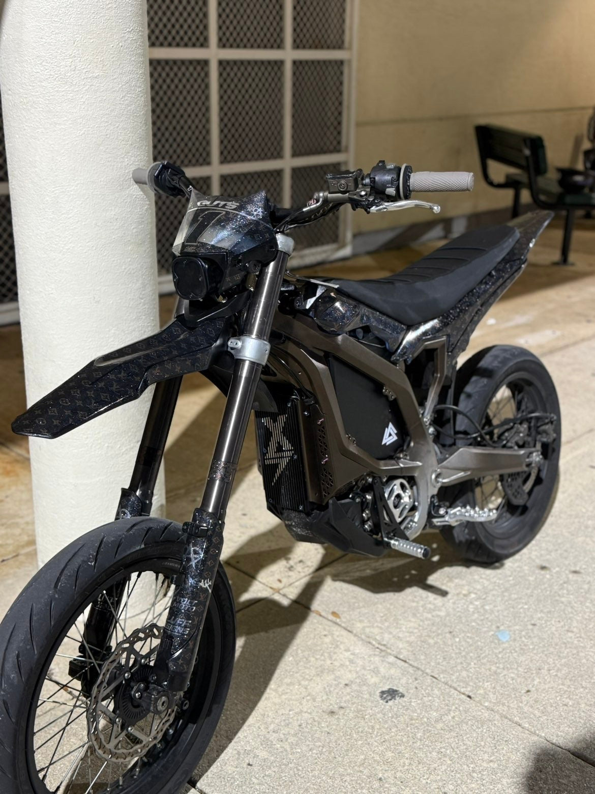 (R-Tech) Designer Ultra Bee Plastics Wraps-1