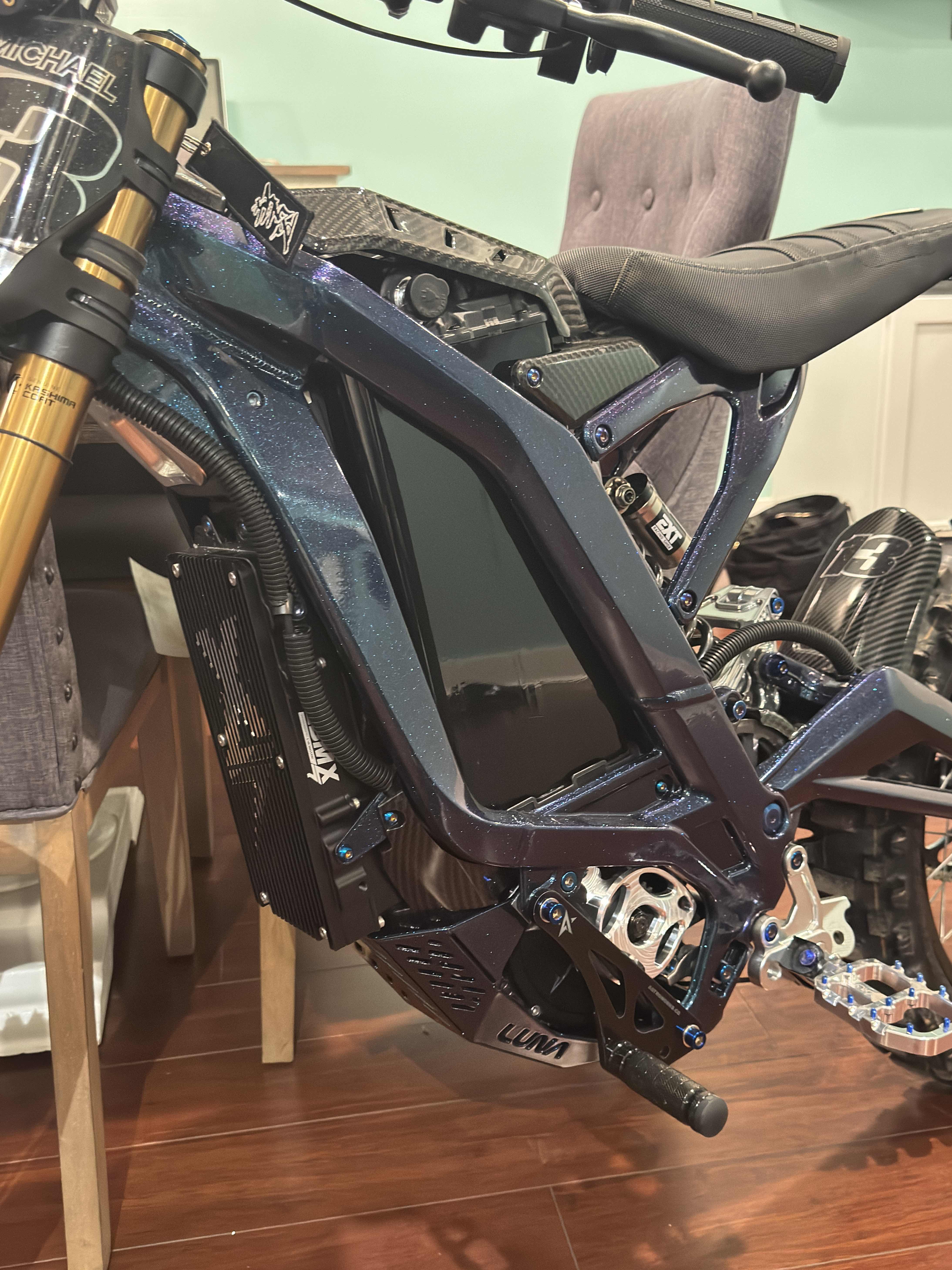 E-Bike "invisible" Vantablack Battery Wrap-4