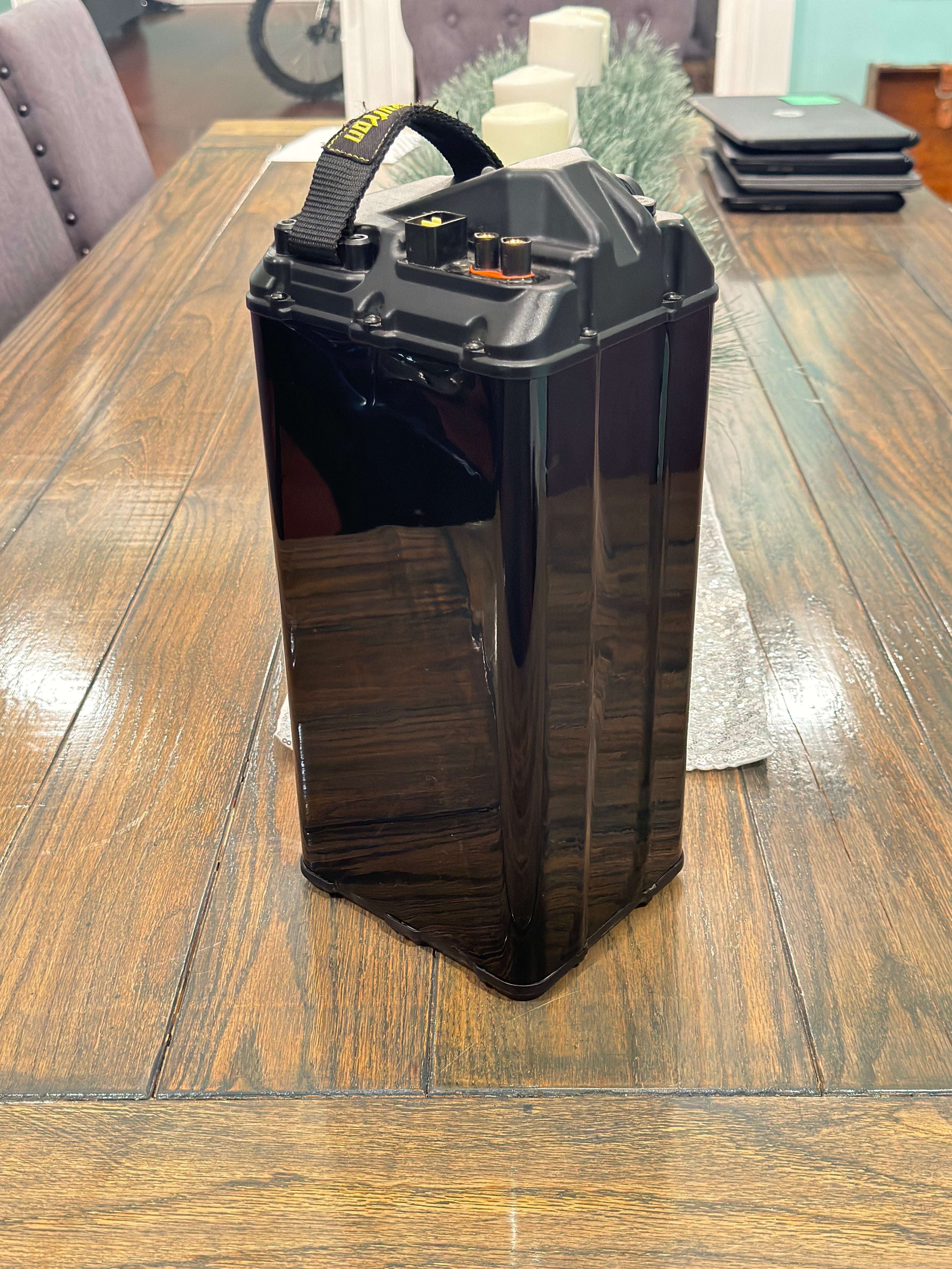 E-Bike "invisible" Vantablack Battery Wrap-1