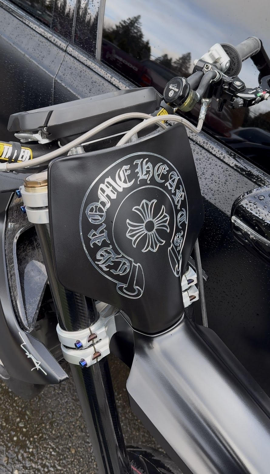 Stark Varg Chrome Hearts decals